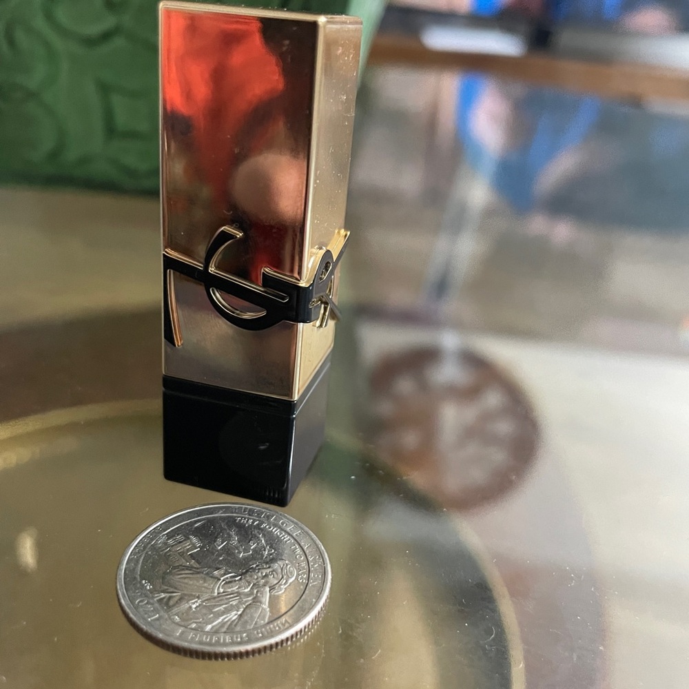 Ysl - Picture 4 of 5